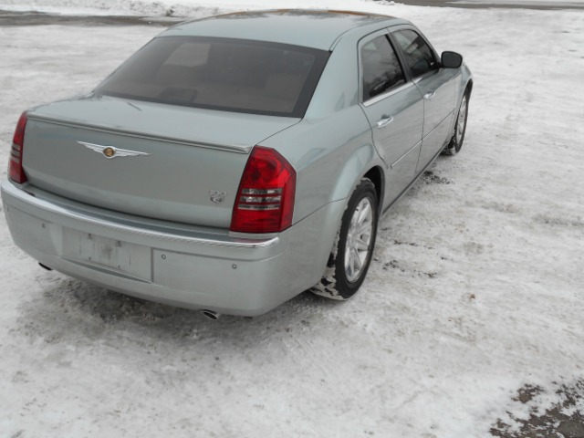 Chrysler 300C 2005 photo 3