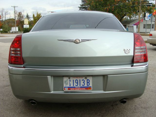 Chrysler 300C 2005 photo 4
