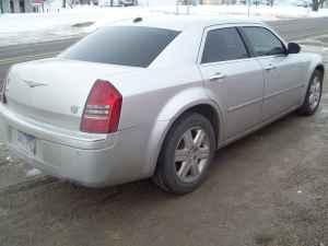 Chrysler 300C 2005 photo 2