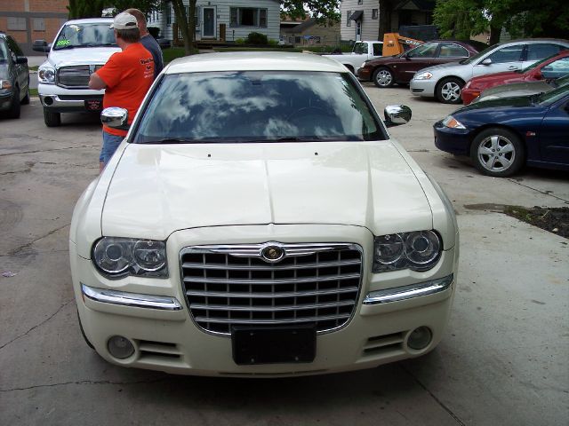 Chrysler 300C 2005 photo 6