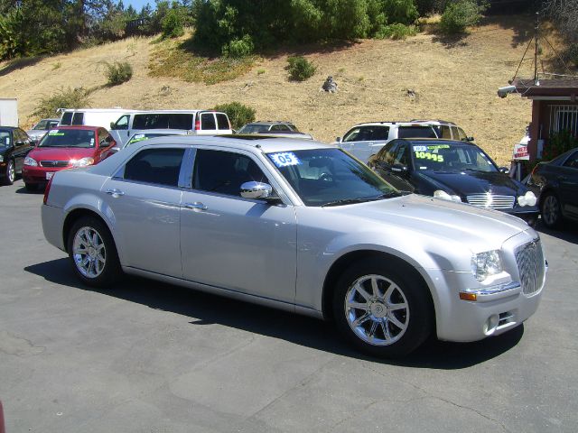 Chrysler 300C 2005 photo 7