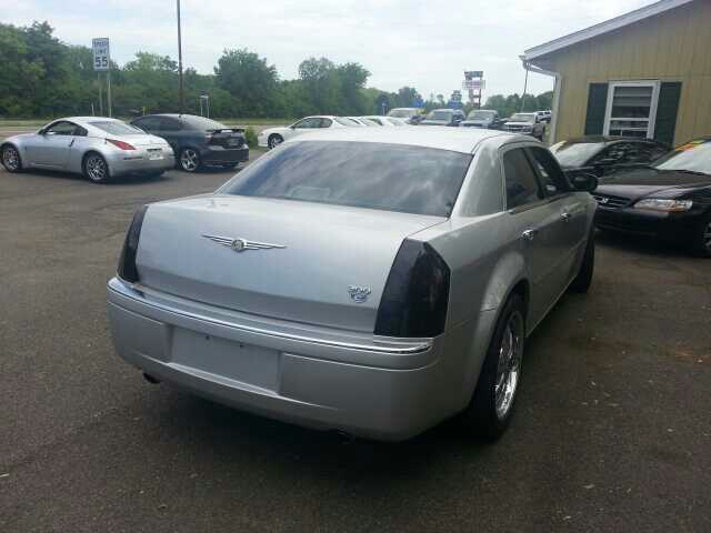 Chrysler 300C 2005 photo 3