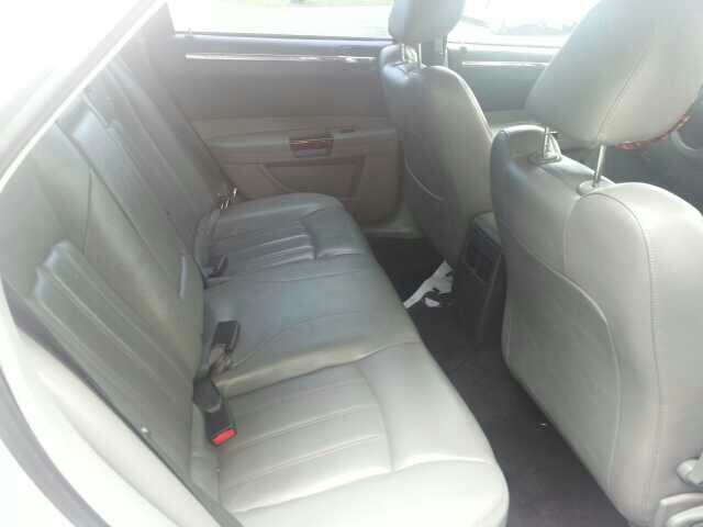 Chrysler 300C 2005 photo 5
