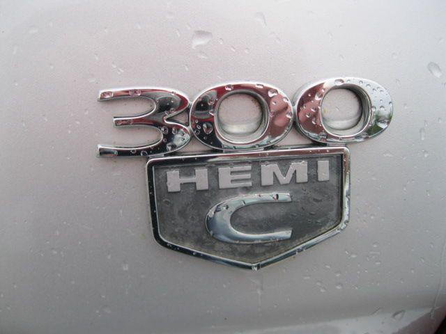 Chrysler 300C 2005 photo 4