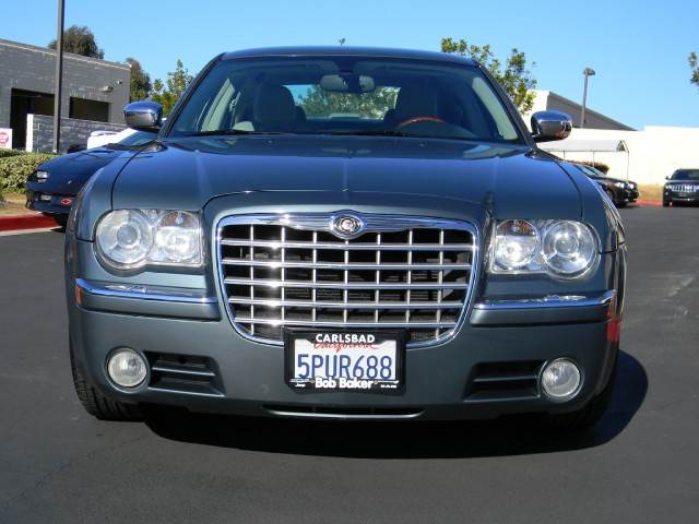 Chrysler 300C 2005 photo 1