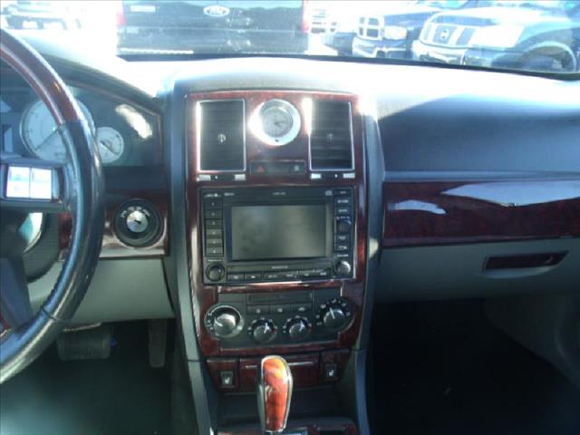Chrysler 300C 2005 photo 4