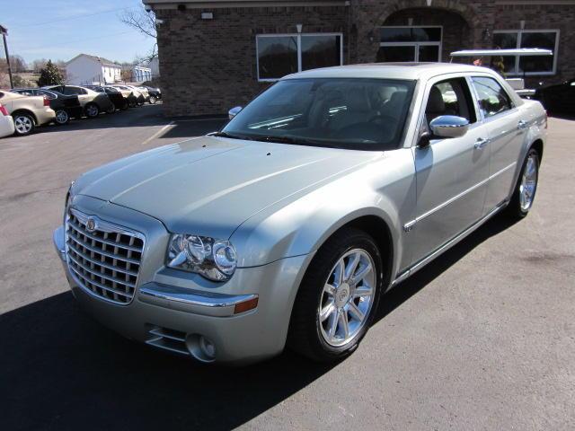 Chrysler 300C 2005 photo 1