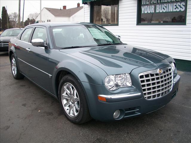 Chrysler 300C 2005 photo 1