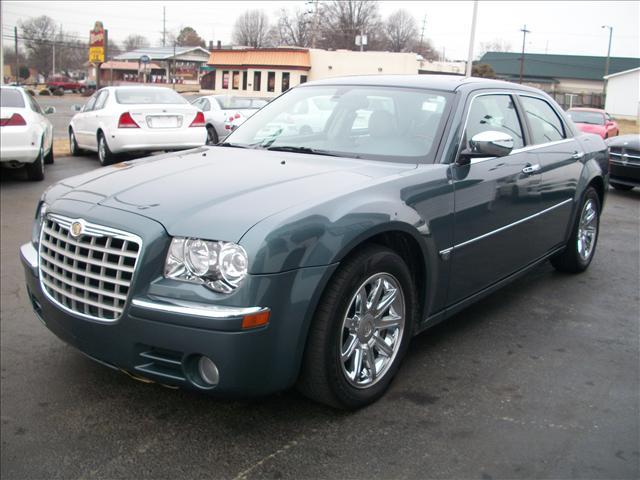 Chrysler 300C 2005 photo 3