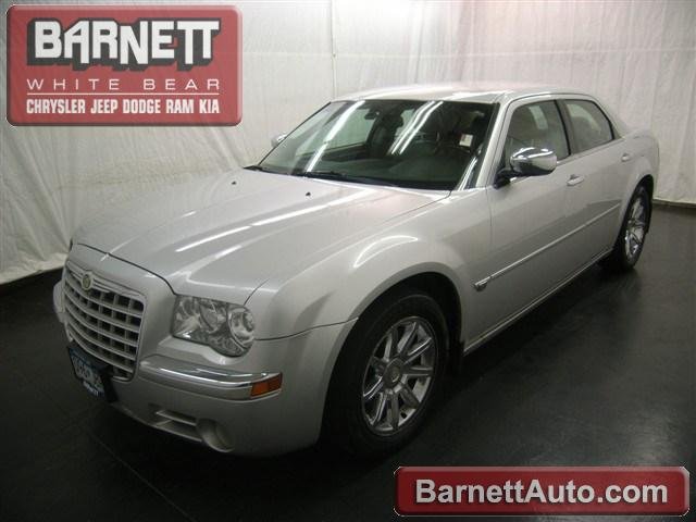 Chrysler 300C Base Unspecified