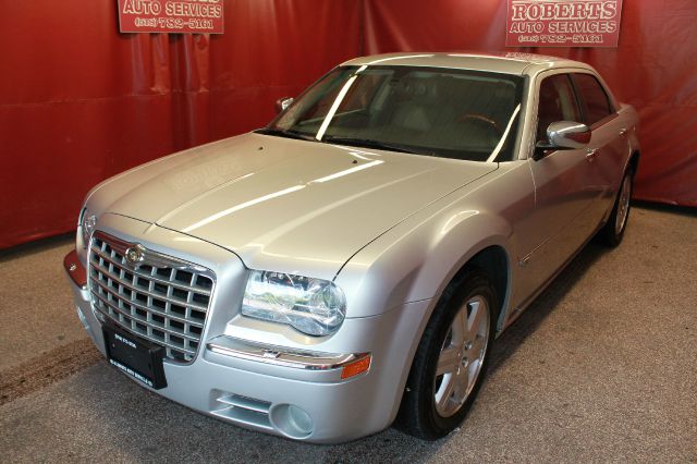 Chrysler 300C 2005 photo 3