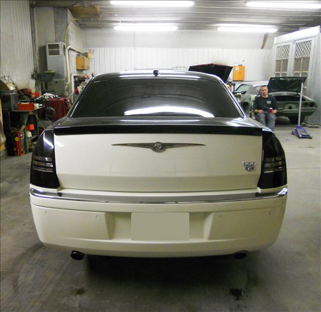 Chrysler 300C 2005 photo 3