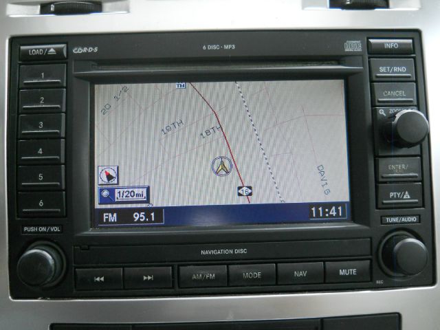 Chrysler 300C 2005 photo 12