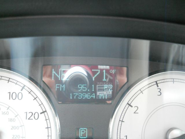 Chrysler 300C 2005 photo 13