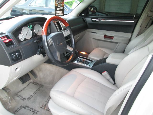 Chrysler 300C 2005 photo 3