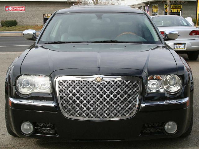 Chrysler 300C 2005 photo 1