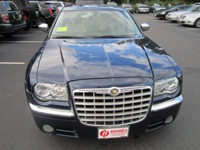Chrysler 300C 2005 photo 1