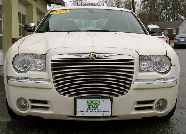 Chrysler 300C 2005 photo 1