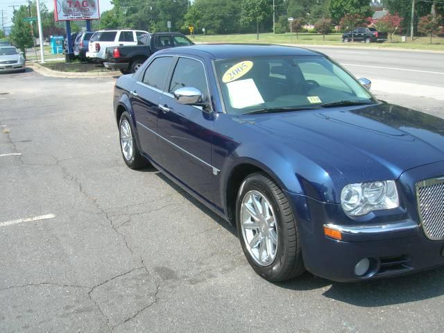 Chrysler 300C 2005 photo 5