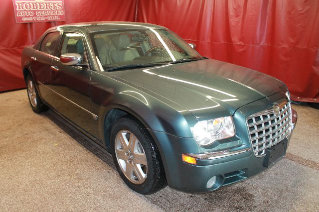 Chrysler 300C 2005 photo 1
