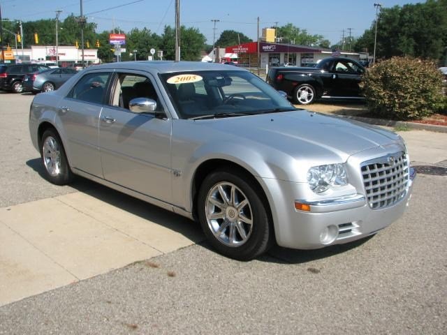 Chrysler 300C 2005 photo 3