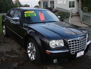 Chrysler 300C Base Sedan