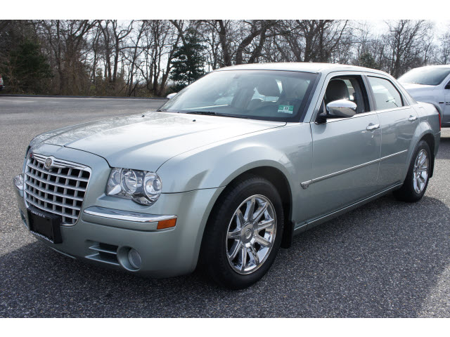 Chrysler 300C 2005 photo 1