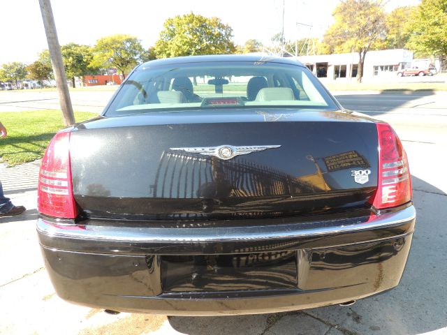 Chrysler 300C 2005 photo 3