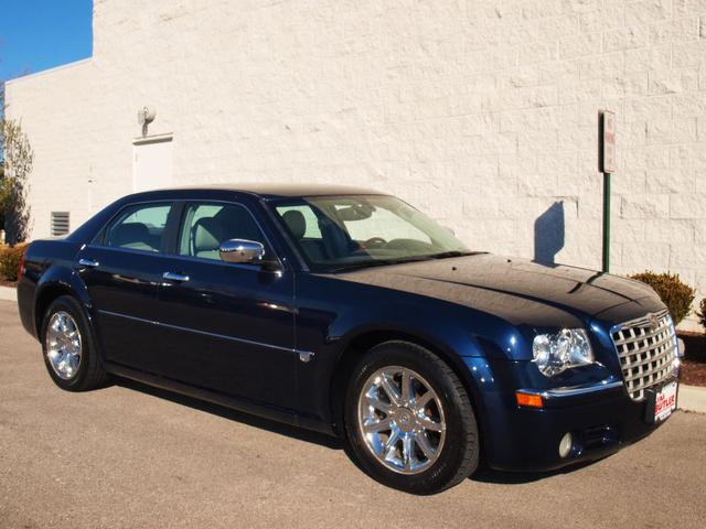 Chrysler 300C 2005 photo 1
