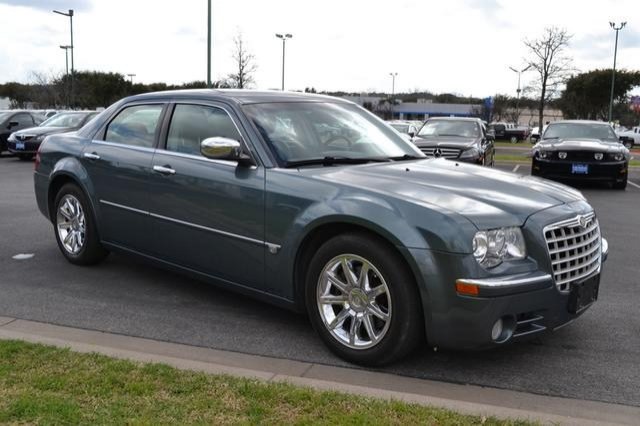 Chrysler 300C 2005 photo 3