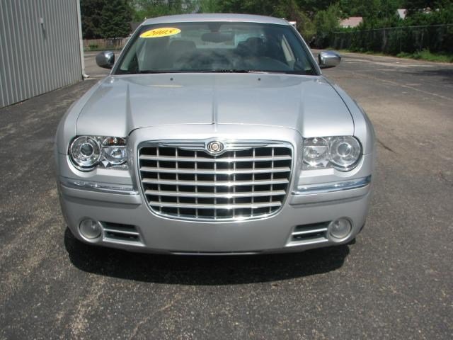 Chrysler 300C 2005 photo 2
