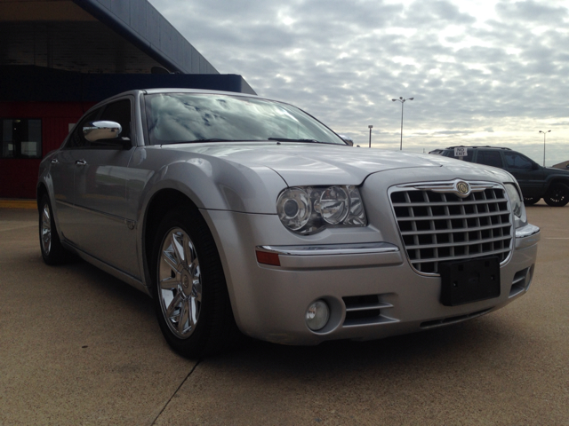 Chrysler 300C 2005 photo 1