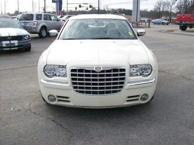 Chrysler 300C 2005 photo 1