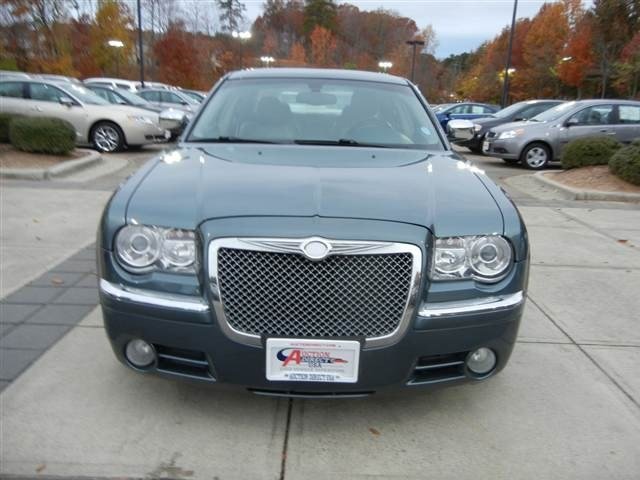 Chrysler 300C 2005 photo 3