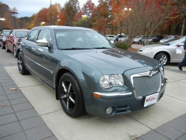 Chrysler 300C 2005 photo 4