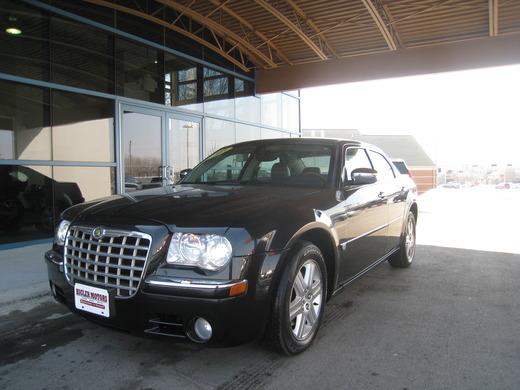 Chrysler 300C 2005 photo 1