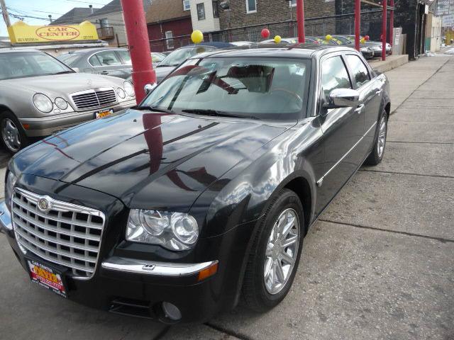 Chrysler 300C 2005 photo 2