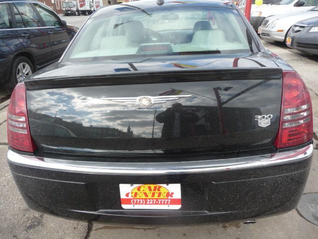 Chrysler 300C 2005 photo 3