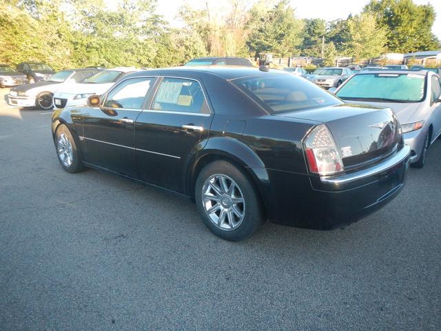 Chrysler 300C 2005 photo 3