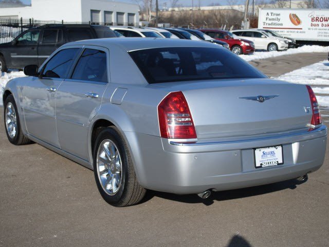 Chrysler 300C 2005 photo 3