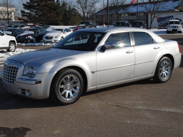 Chrysler 300C 2005 photo 1