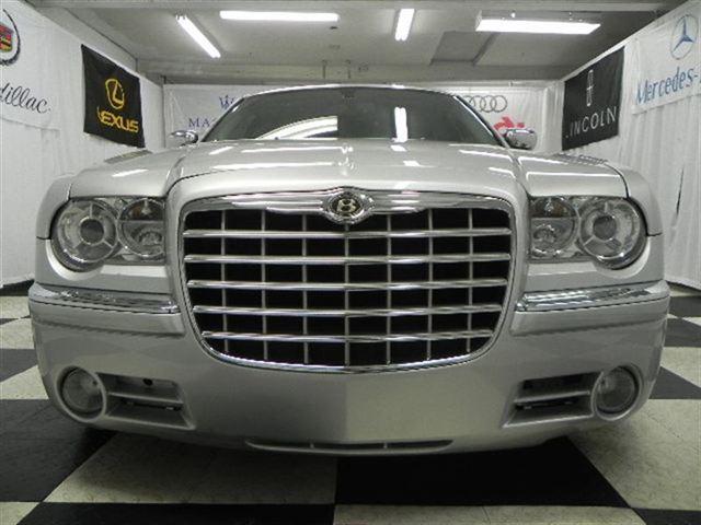 Chrysler 300C 2006 photo 3