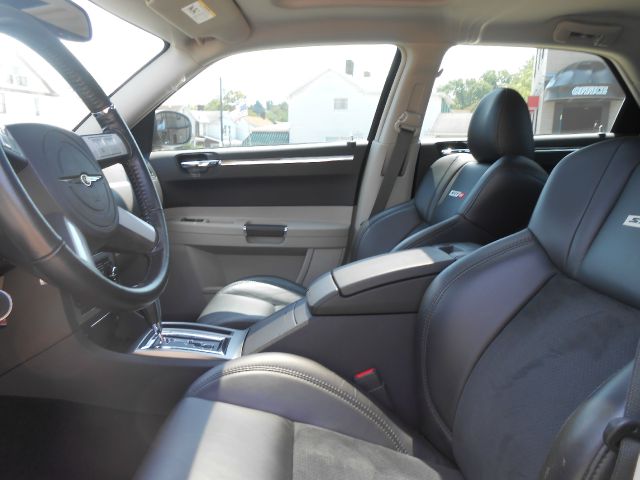 Chrysler 300C 2006 photo 19