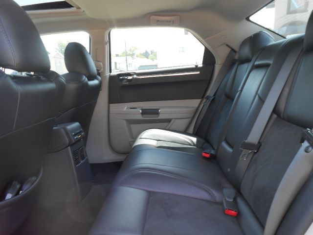 Chrysler 300C 2006 photo 23