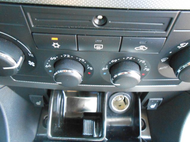 Chrysler 300C 2006 photo 8