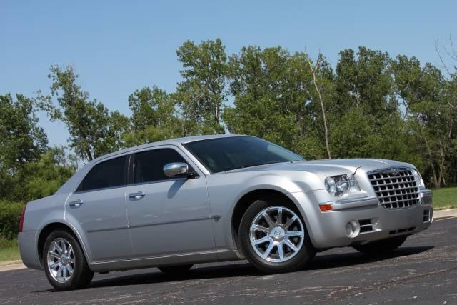 Chrysler 300C Unknown Sedan