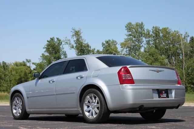 Chrysler 300C 2006 photo 4
