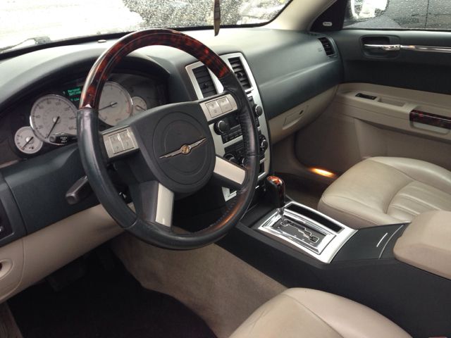 Chrysler 300C 2dr Cpe GLS TDI Auto Hatchback Sedan