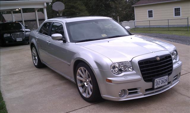 Chrysler 300C 2006 photo 2