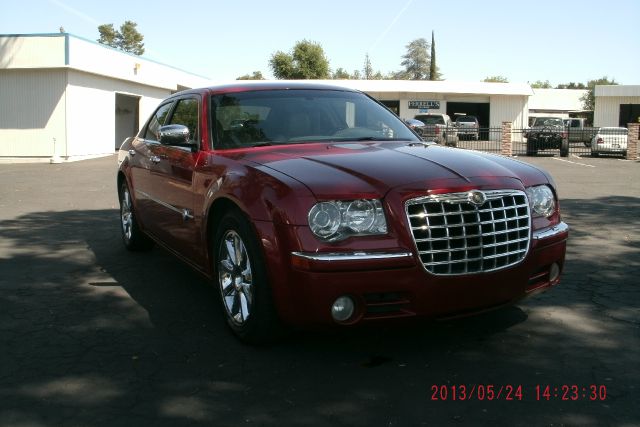 Chrysler 300C Unknown Sedan